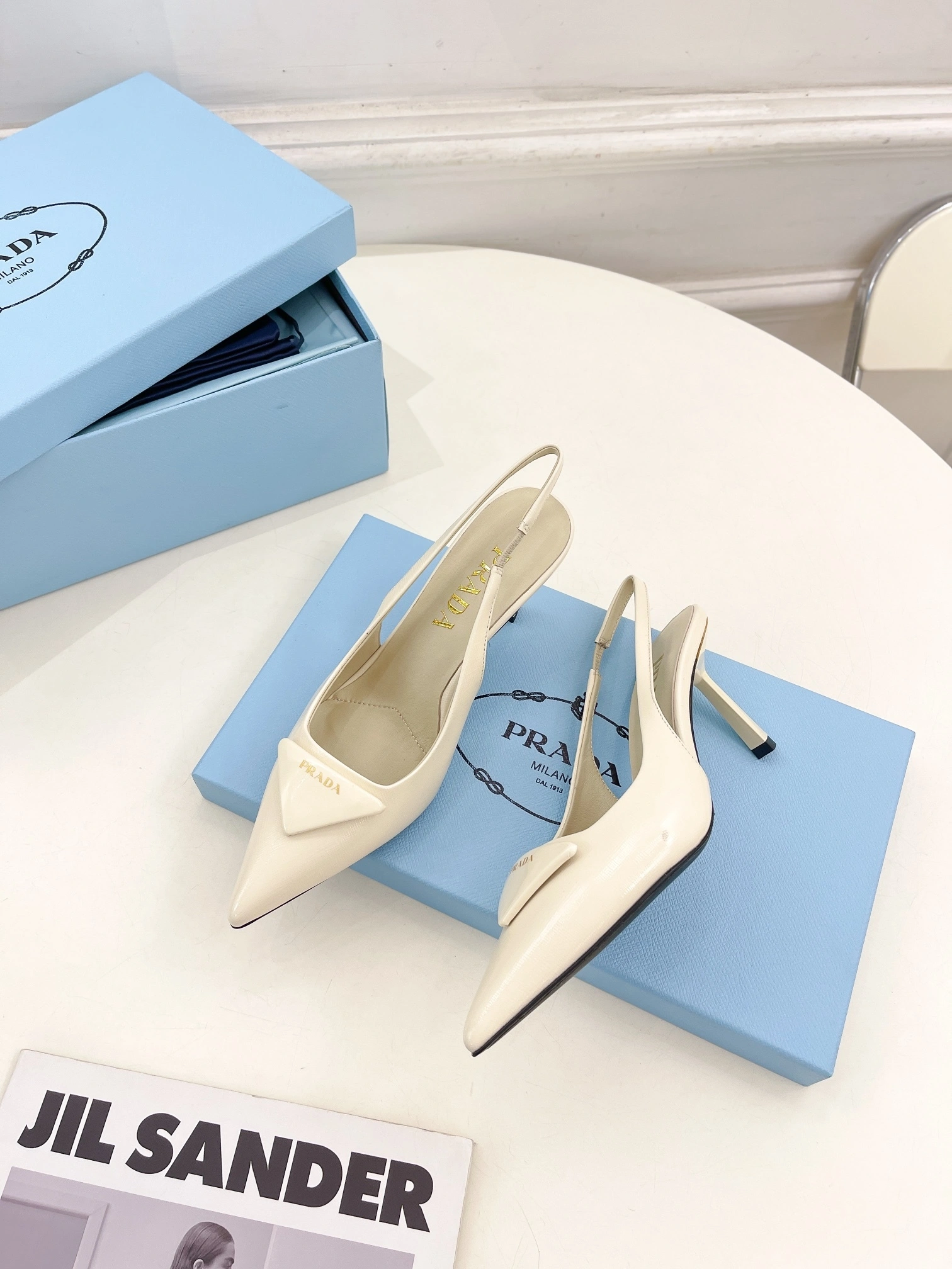COCO-- Pr141 1I901M_3A9S_F0304_F_DD75 Saffiano cowhide heel-height ：7.5cm item:E-X555F1976
